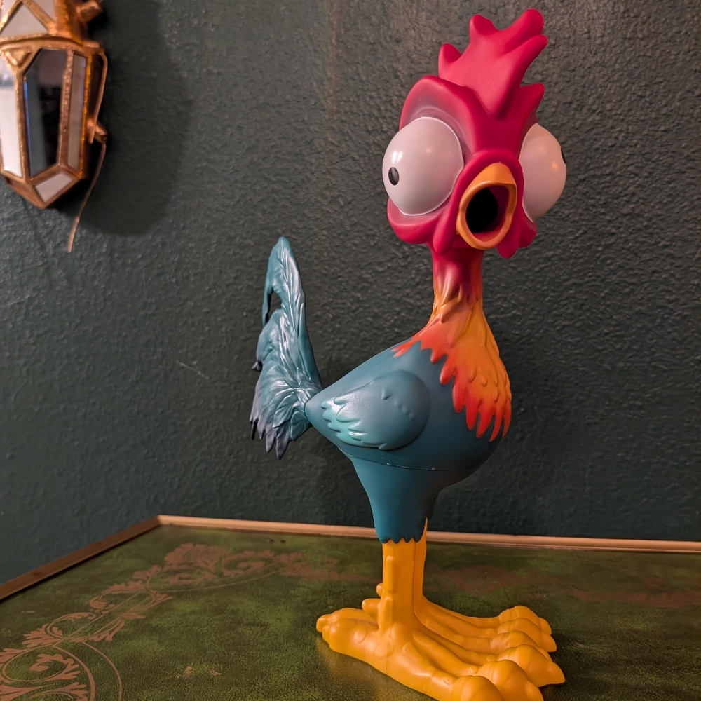 Hei Hei Toy Prop - Picture 2 of 7